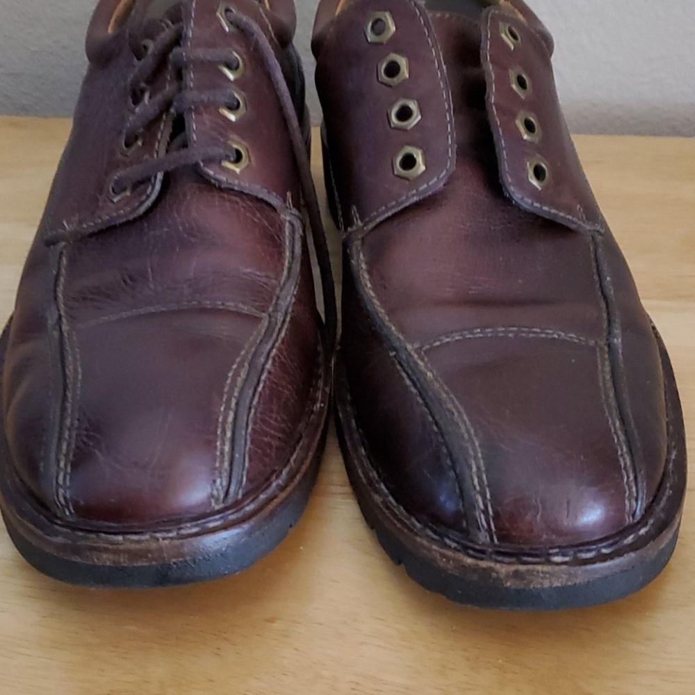 Johnston & Murphy Lace Up Oxford Shoes - Picture 3 of 15